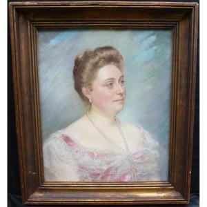 Portrait Of Woman French School From The Beginning Of The 20th Century 1902 Pastel Signed