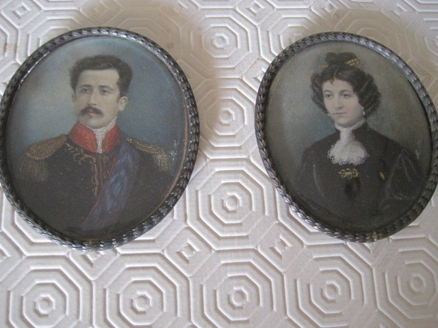 Coppia di ritratti in miniatura firmate M. Albanesi, 1850 circa