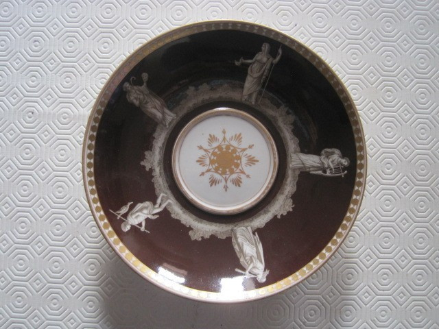 Tazza da puerpera  in porcellana decorata con figure classiche, Vienna 1860 circa-photo-2
