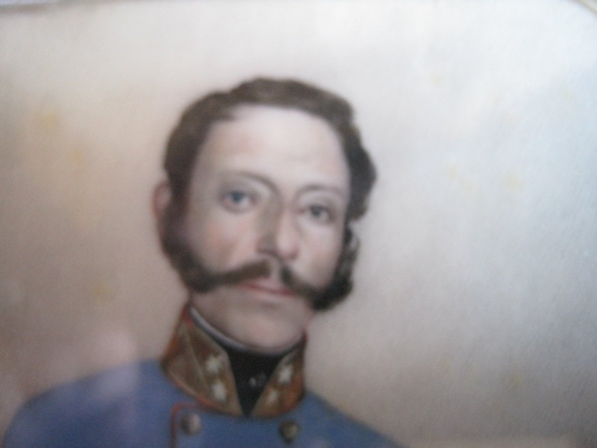 Ritratto in miniatura di un ufficiale.  Firma illegibile.  Austria 1820-photo-3