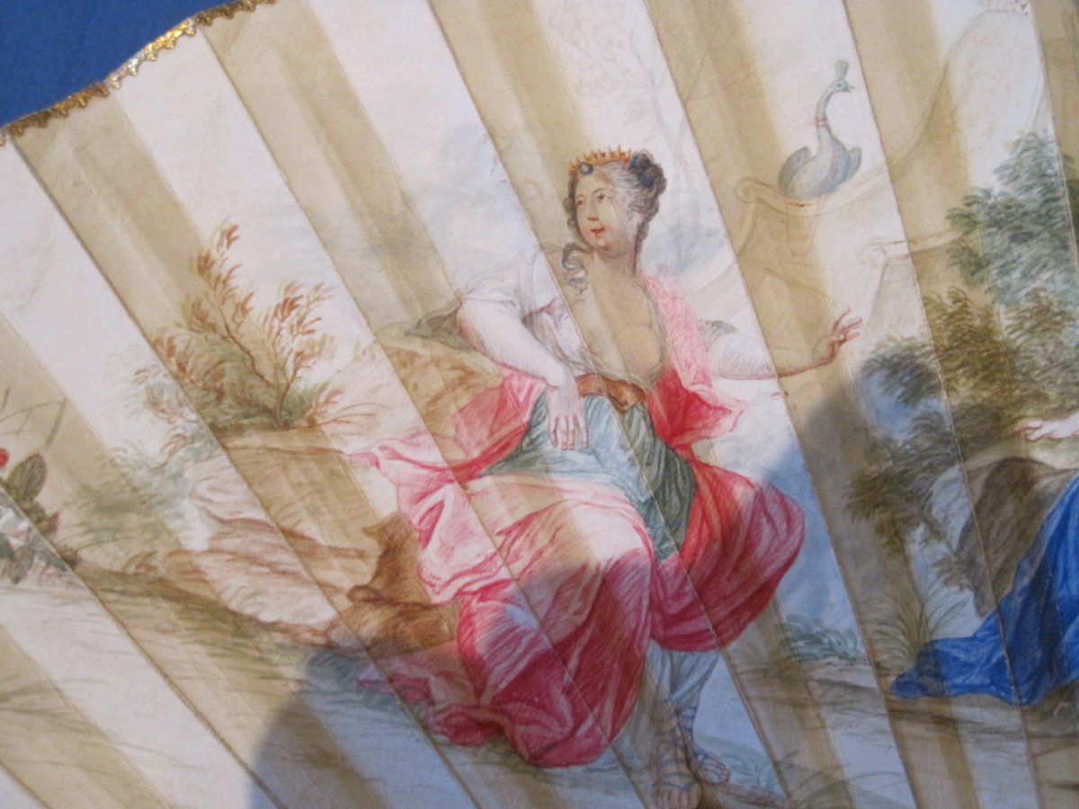 Ventaglio pighevole dipinto su pelle con la scena del "Giudizio di Paride", Italia o Olanda 1750 circa.  Con CITES-photo-3
