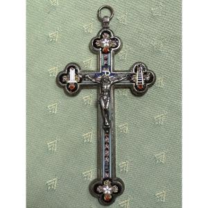 Micro Mosaic Cross