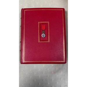 Book: The Legion Of Honor By Jean Daniel 1948 Binding With Miniature Lh