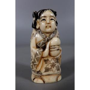 Ivory Netsuke - Young Woman In Traditional Headdress And Clothing