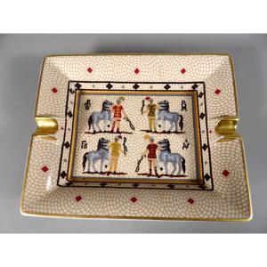 Large Porcelain Ashtray "roman Horsemen" By Hermès-paris