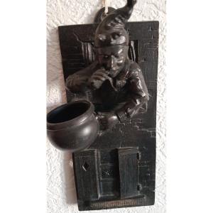 Humorous Wall Pyrogen In Spelter Bronze Patina - Early 20th