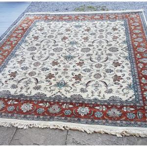 Isfahan Rug - Iran 307cm X 247cm In Wool - Mid 20th