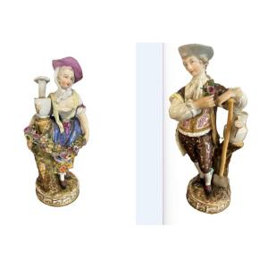 2 Characters In Meissen Porcelain - Saxony - Dresden : The Gardener And The Flower