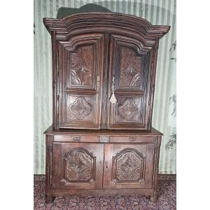 Two-body Buffet In Molded, Carved Oak. Louis XV Period, Late 17th, Early 18th Century