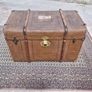 Travel Trunk, In Covered Wood, From Ets C Dolder Basel, Early 20th Century 