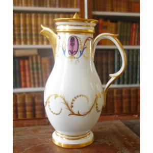 Porcelain Jug / Coffee Pot From The Directoire Consulate Period Late 18th Century - Circa 1800