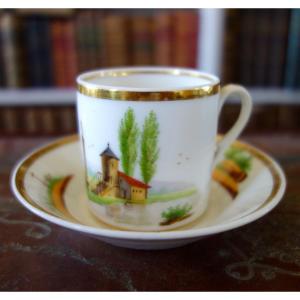 Empire Coffee Cup In Paris Porcelain With Fine Gold Gilding & Castle Landscape - Circa 1820