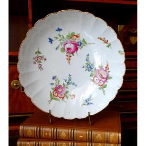 Louis XVI Period Porcelain Compotier Bowl Attributed To The Manufacture Du Duc d'Angoulême