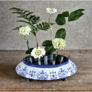 Enameled Cast-iron Flower Pick 