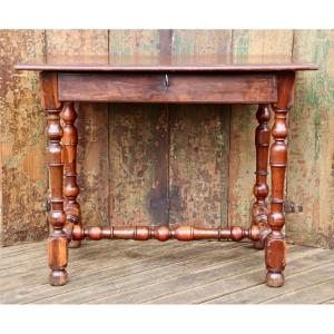 17th Century Rochelaise Table In Gaïac And Mahogany 
