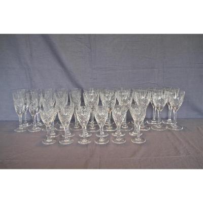 Series Of Glass In Crystal St. Louis Modem Chantilly