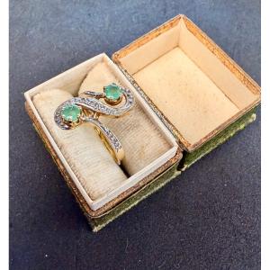 Gold Ring With Emeralds And Diamonds 