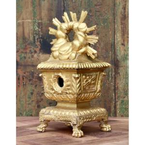 18th Century Reliquary In Gilded Wood