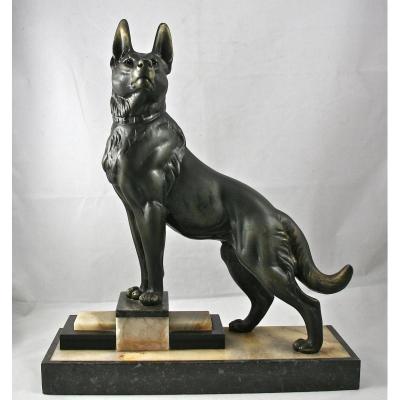 Dog Regulates Art Deco