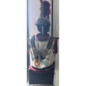 Helmet And Breastplate Of A Cuirassier Officer Of The Third Republic 