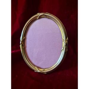 Oval Medallion Frame In Gilt Bronze Napoleon III Period Louis XVI Style