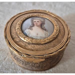 Small Bronze Jewelry Box With Gilt Tassel And Miniature Of Marie Antoinette 