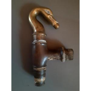 Robinetto di bronzo impero