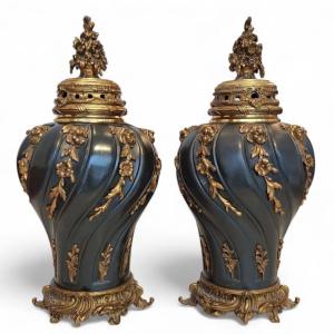 Pair Of Rococo Style Urns In Painted Metal And Bronze