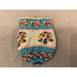 Old Purse In Micro Pearls From The 18th Century