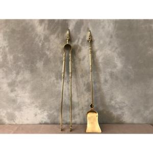 Set Of A 19th Century Brass Shovel And Tongs With Eiffel Tower Decor.