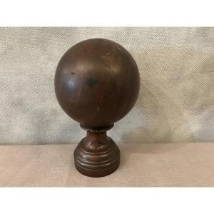 19th Century Wooden Staircase Ball. 