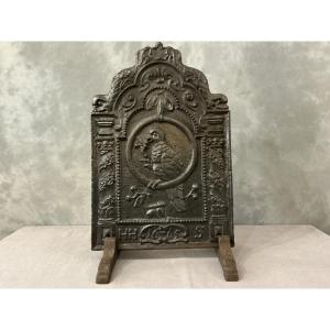 Antique Cast Iron Fireplace Backplate Dating From The Late 17th Century 