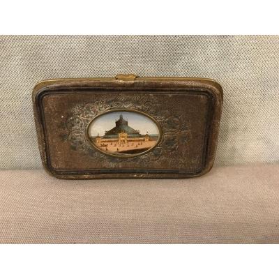 Leather Case For The 19th Time Decor With A Fixed Under Glass