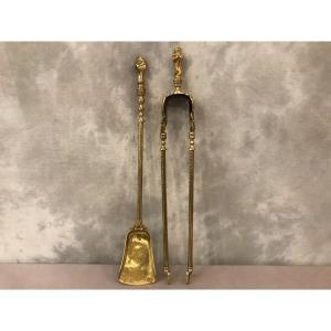 Set Of A Shovel And A Clamp In Bronze And Brass From The 19th Century