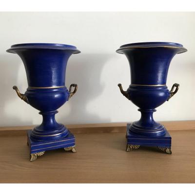 Pair Of Medecis Shaped Vases In Painted Sheet From The 19th Time