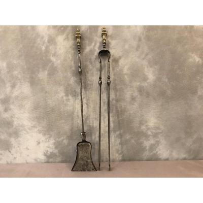 Set Of A Shovel And A Clamp In Iron And Bronze From The 19th Century