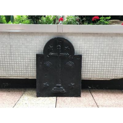 Antique 18th Century Cast Iron Fireplace Plate From The Périgord Region