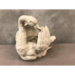 Small Swan In Biscuit Porcelain From The 19th Century