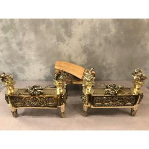 Pair Of Old Andirons In Polished Bronze From The 18th Louis XVI Period With Quivers And Bows