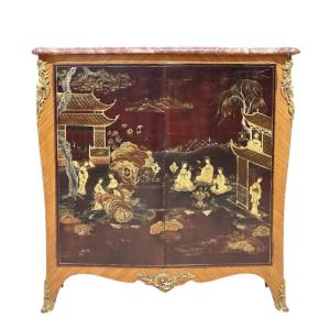 Sideboard At Support Height 