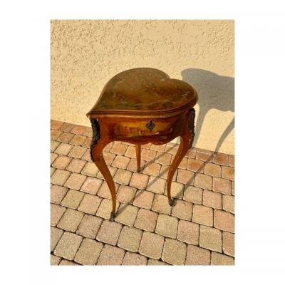 Varnish Table Martin Shape Heart Style L XV