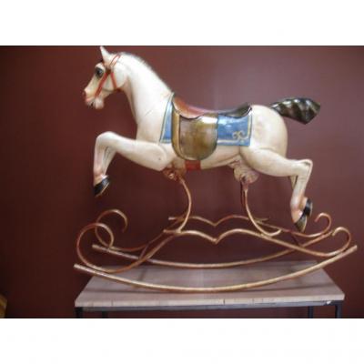 Manege Horse Barasse Transform In Toggle