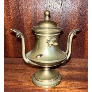 Napoleon III Bronze Inkwell With Insect Sculpture And Zoomorphic Decoration