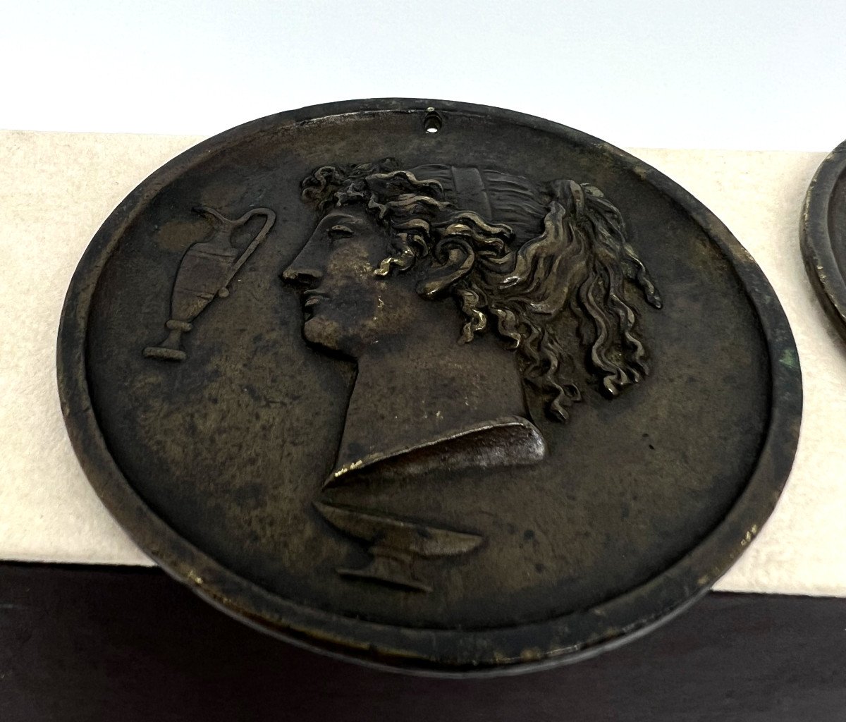 Coppia di bassorilievi in bronzo Italia fine del XVIII sec.-photo-1