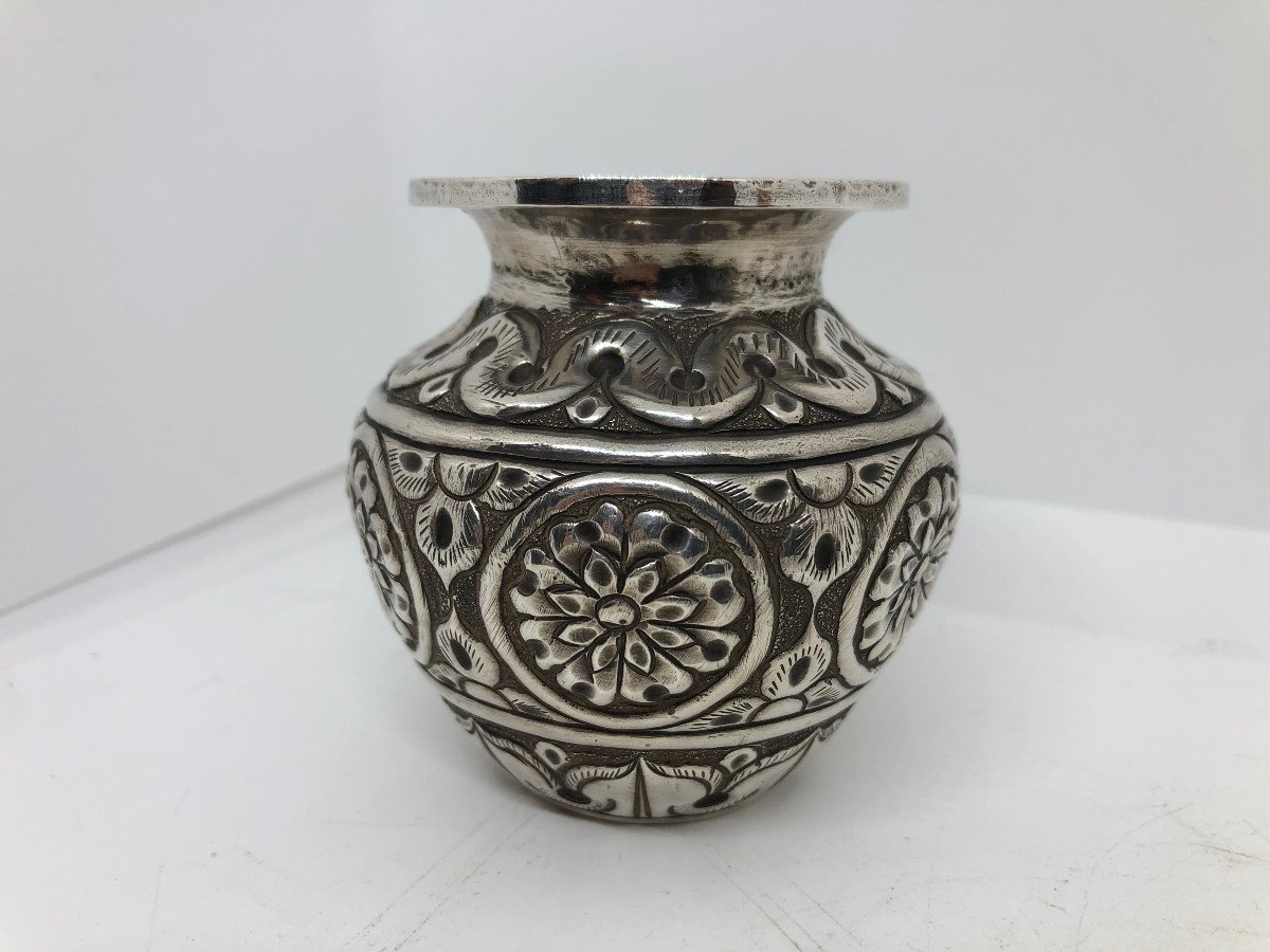 Piccolo vaso in argento Medio Oriente XX sec.-photo-4