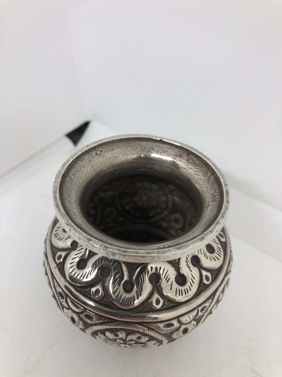 Piccolo vaso in argento Medio Oriente XX sec.-photo-1