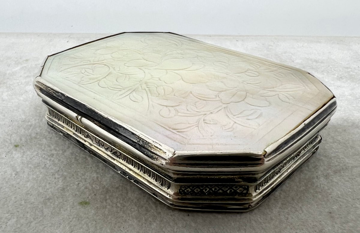 Tabacchiera in argento XVIII sec.-photo-3