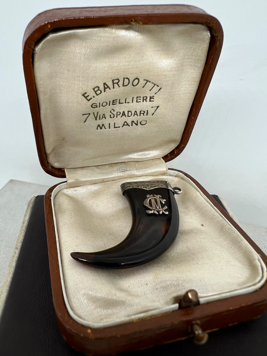 Ciondolo Italia XX sec.