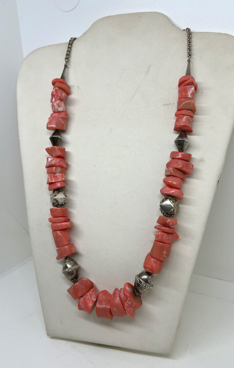 Africa del Nord XX sec corallo e argento 