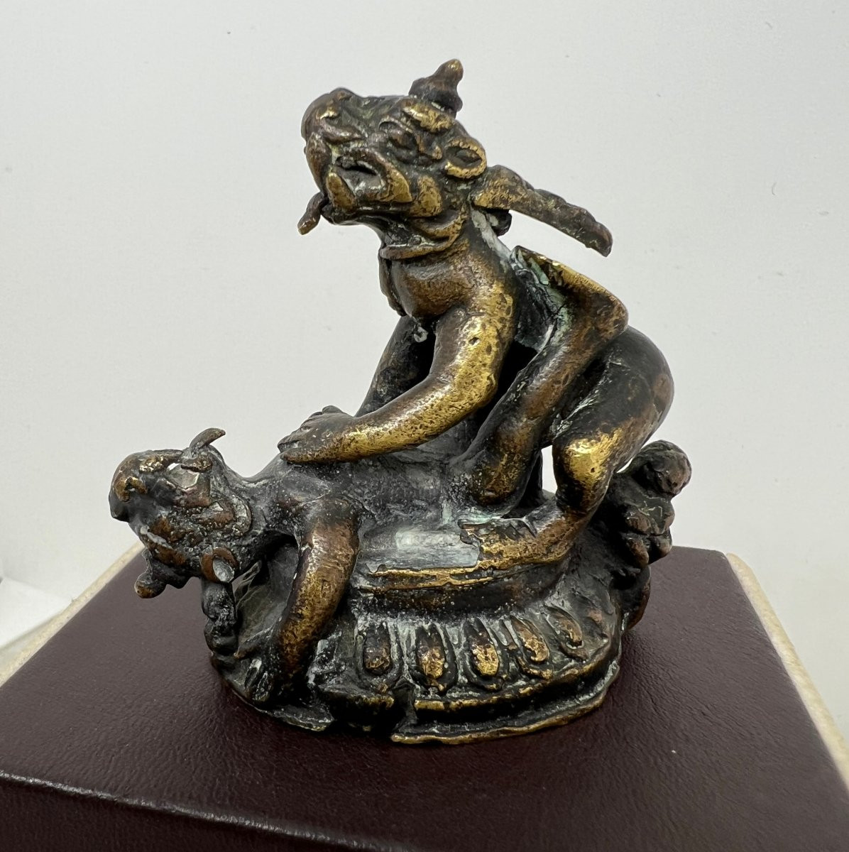 Nepal XX sec bronze-photo-4